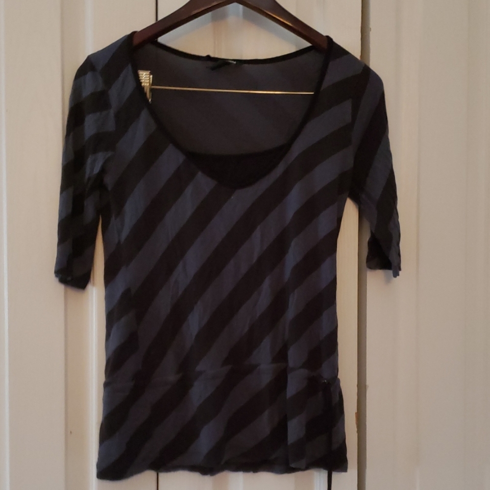 SALE! Quarter-Sleeve Top 11% off!